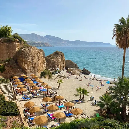 Apartment Beachfront With Sea View At Burriana Beach,